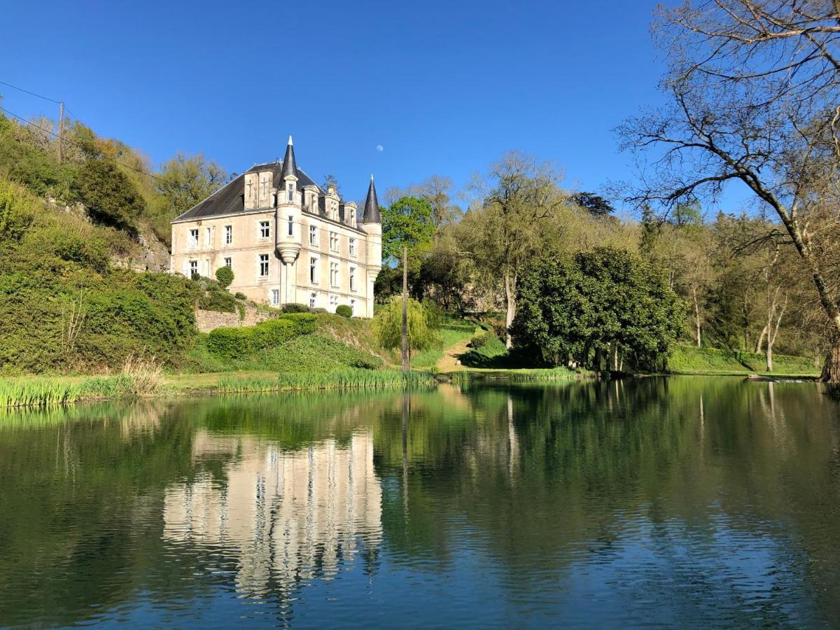 Château des Loups - Les Cyprès Echire Esterno foto